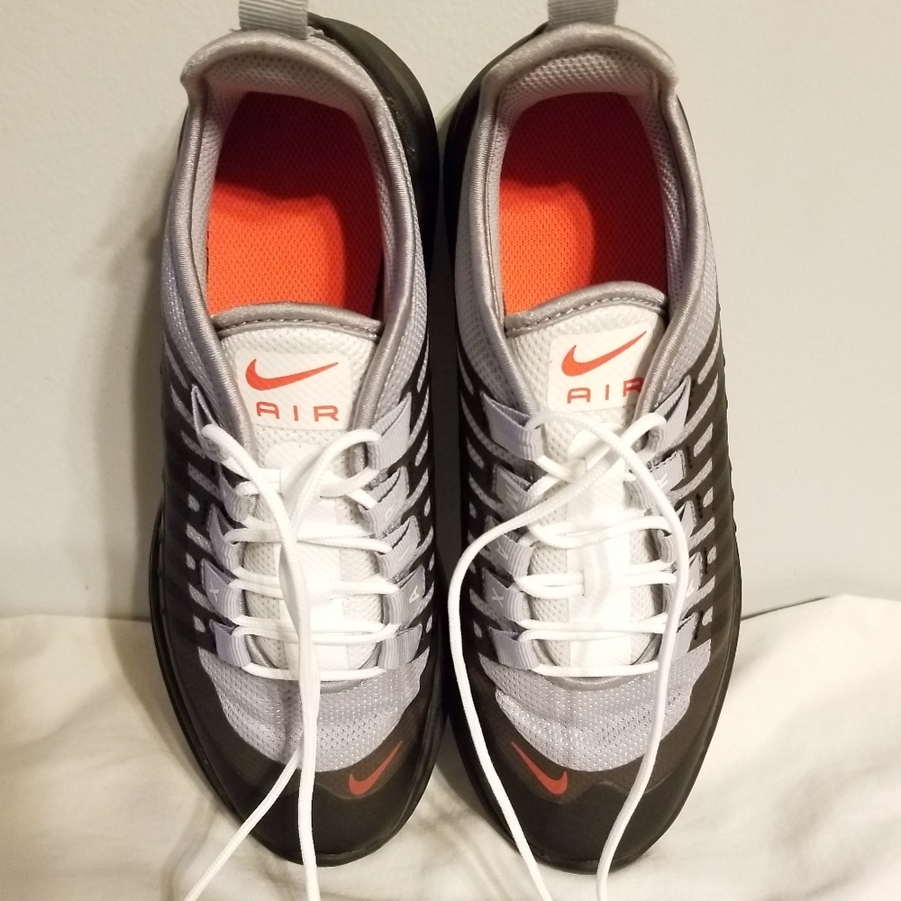 🌲NWOT NIKE Air Max Axis Sneakers - Picture 4 of 12